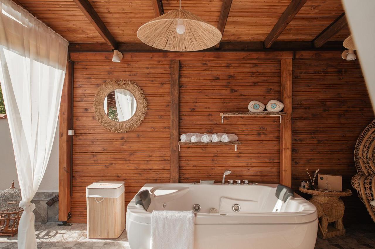 Wood House "Private Spa" Vergia Exterior foto